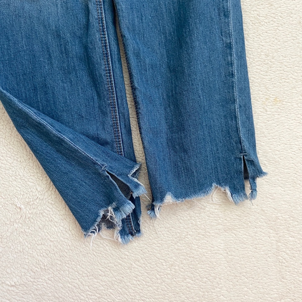 American Eagle Hi-Rise Tomgirl Jeans - Picture 7 of 16
